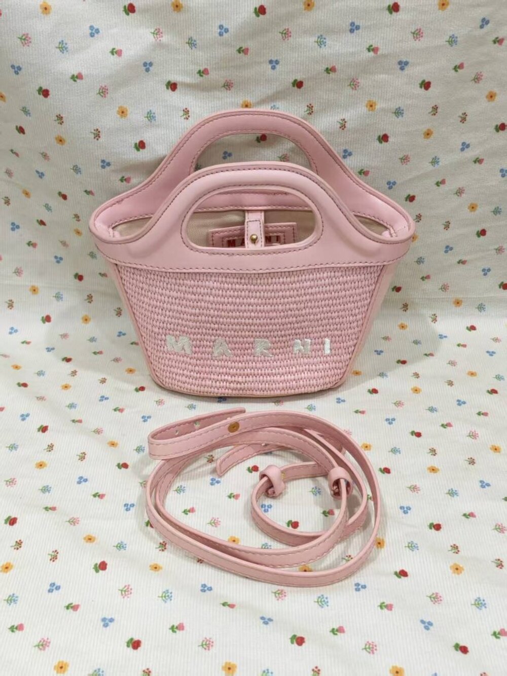 Marni Women's Pink Bag